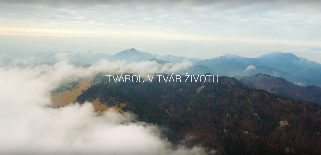 Šťastie, sloboda a silné posolstvo natočené v slovenskej prírode, vyžaruje najnovší klip Martina Kráľa.